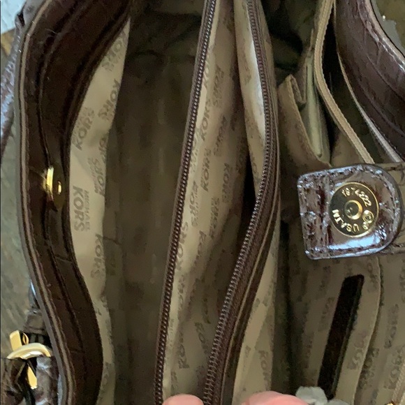 Michael Kors Snake Embossed Handbag Bag - Picture 7 of 8